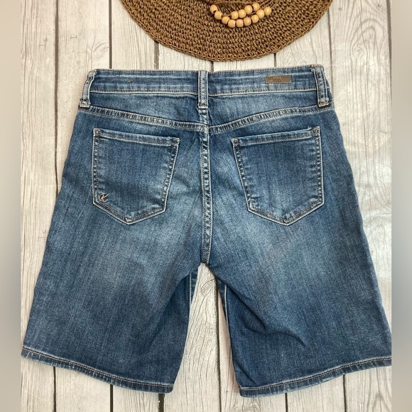 Kut From The Kloth Catherine Boyfriend Jean Shorts - Picture 2 of 8